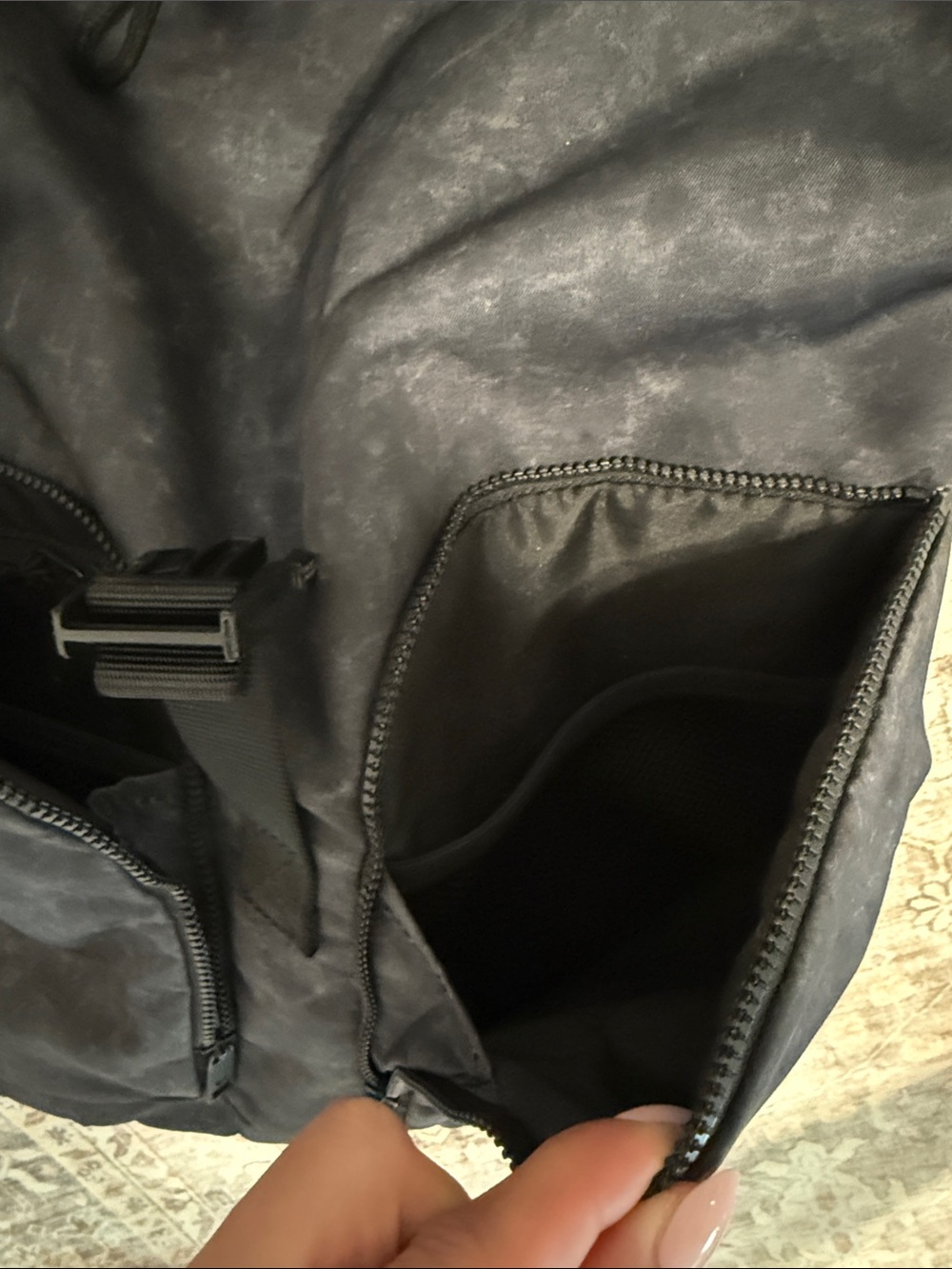 Lululemon Backpack - Picture 6 of 11